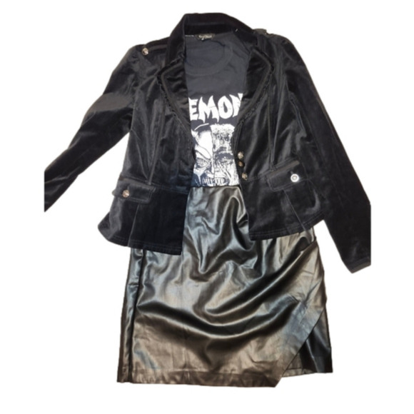 White house black market black velvetine  stretch blazer in sz 8 - Picture 7 of 12